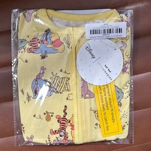 Little sleepies Winnie the Pooh zippie 6-12 months